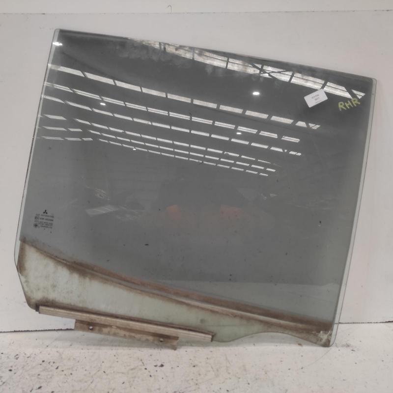 door window rear right