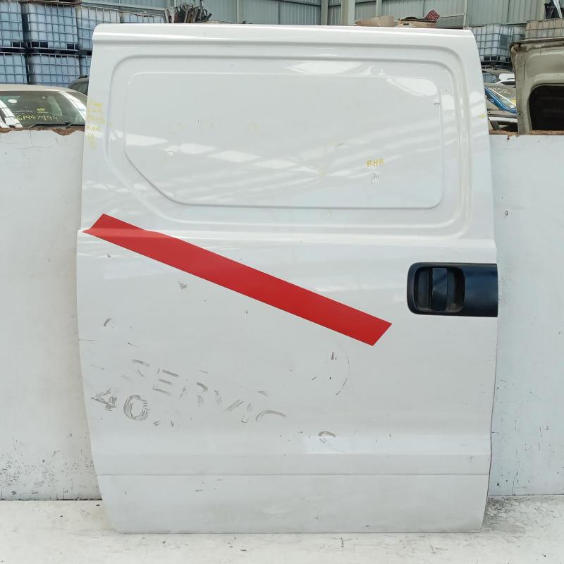 door/sliding rear right