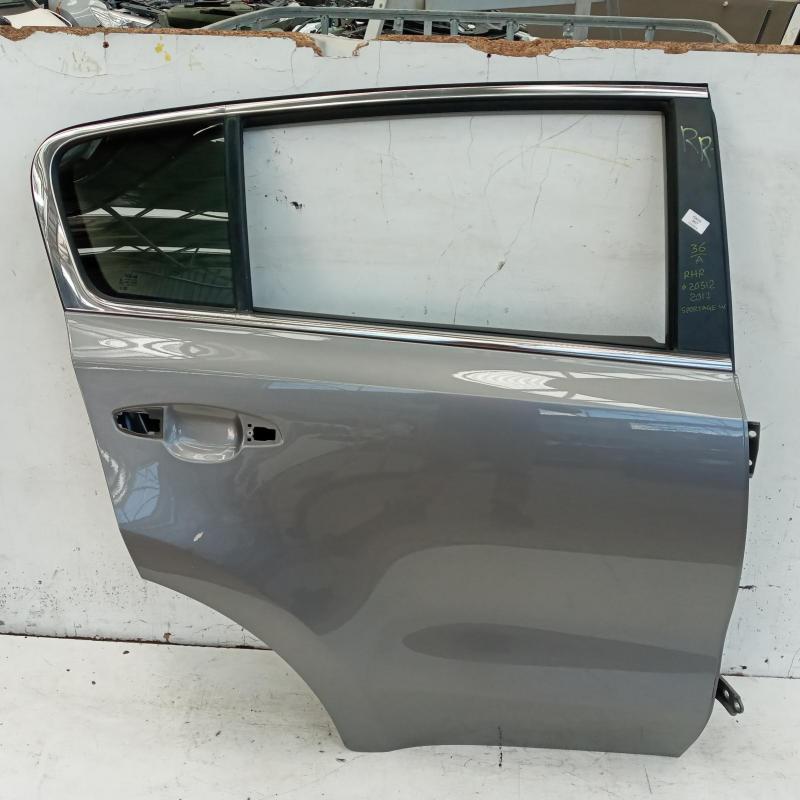 door/sliding rear right