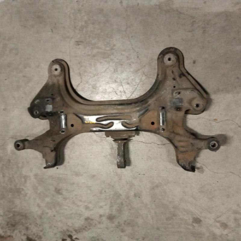 crossmember/cradle front