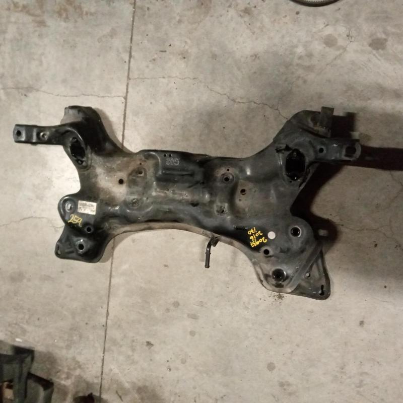 crossmember/cradle front