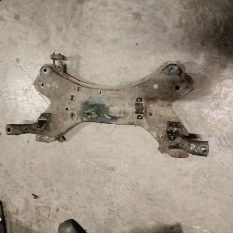 crossmember/cradle front