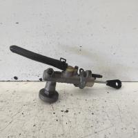 clutch master cylinder