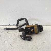 power steering reservoir