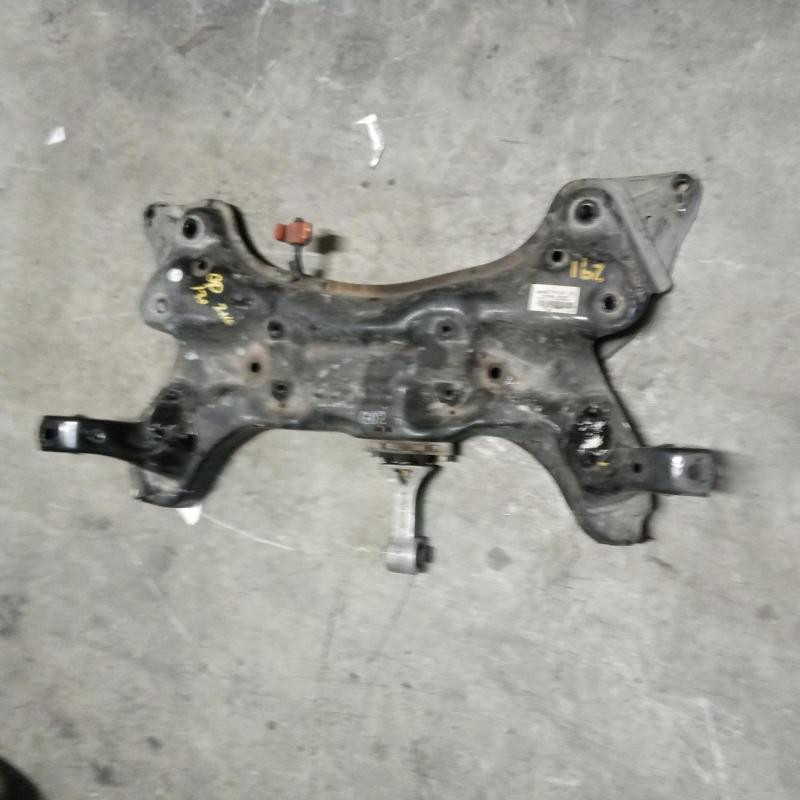 crossmember/cradle front