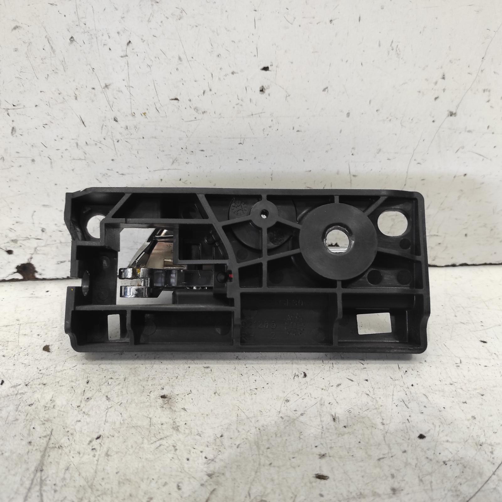 Grandcherokee Door Handle 2011-2022 inner,rh front,wk,01/11-02/22 00020400 #656275