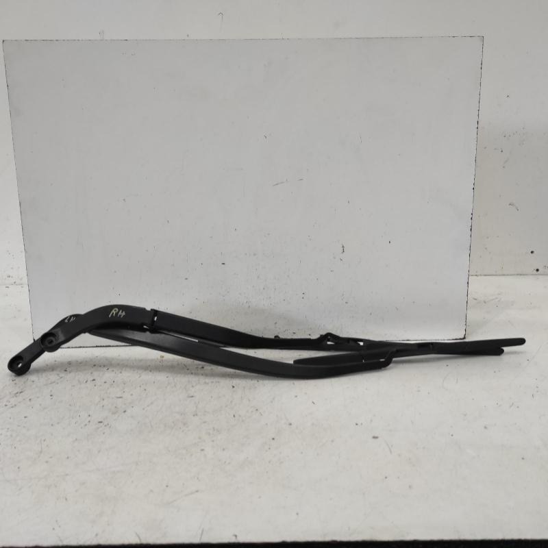 wiper arm