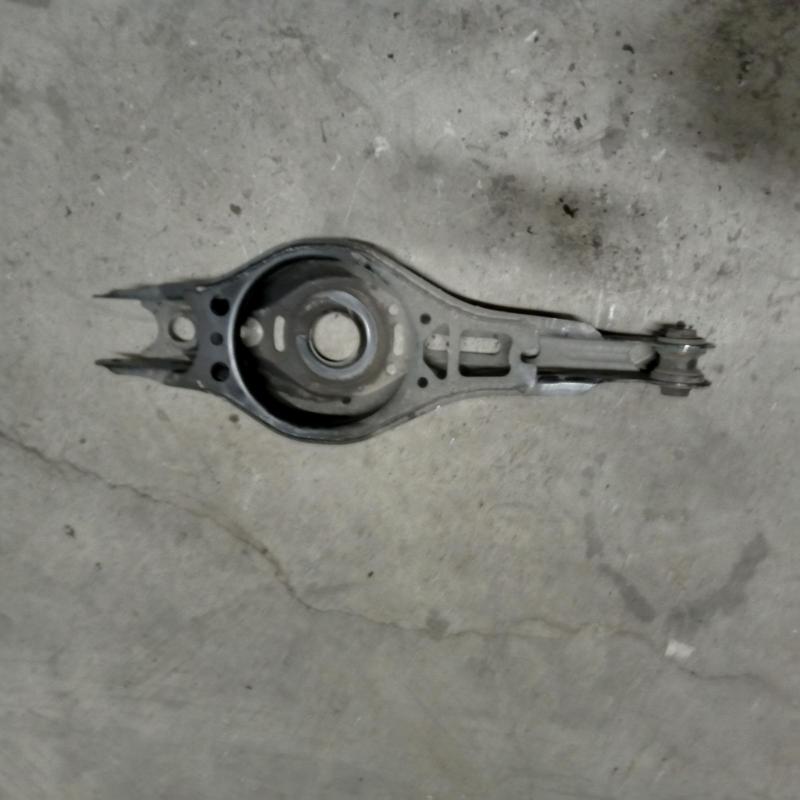 trailing arm rear right