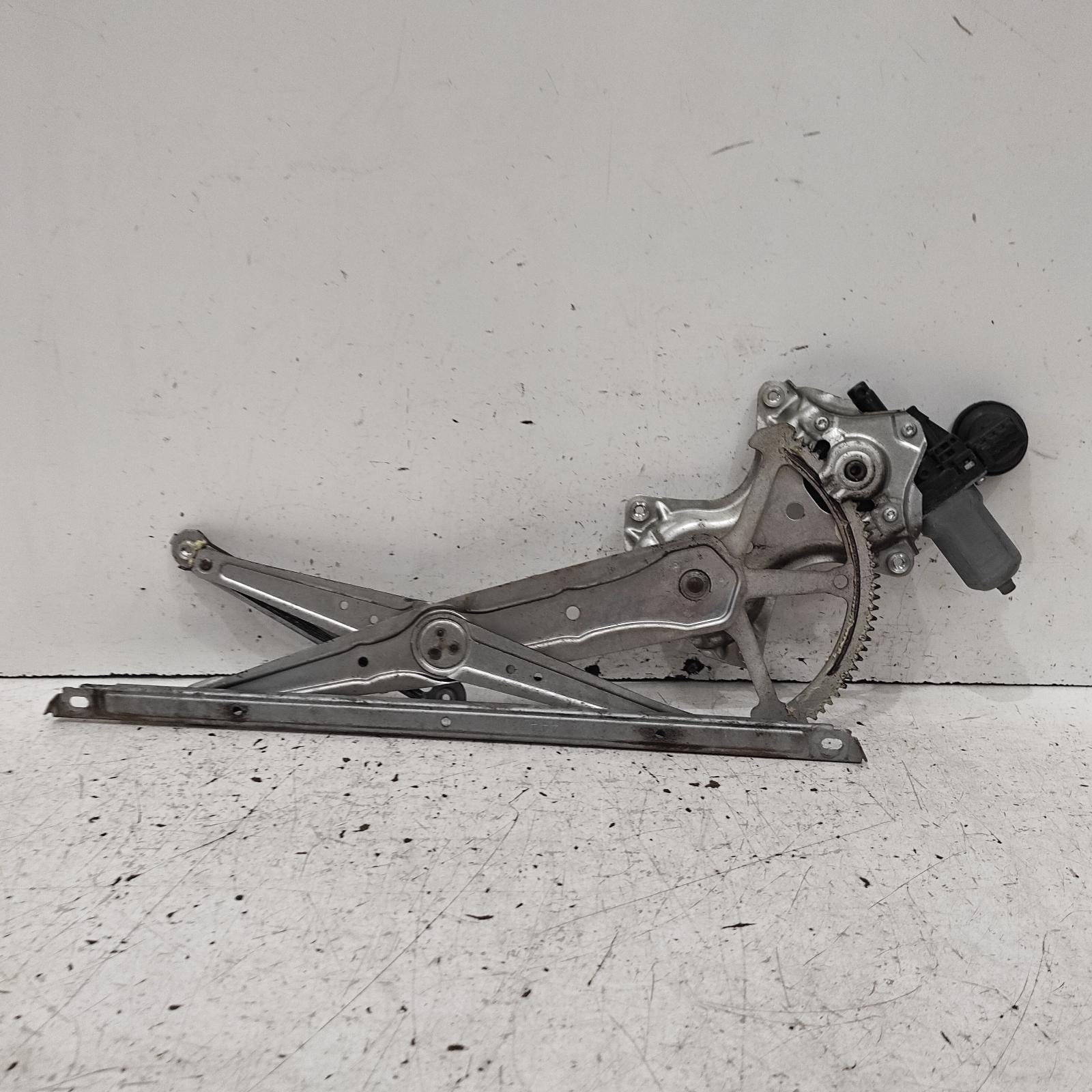 Aurion Window Regulator/motor Front Left 2012-2017 power,gsv50r,02/12-08/17 00021586 #656767