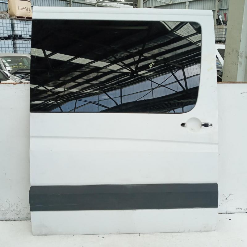 door/sliding rear right