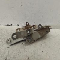 bonnet hinge/strut