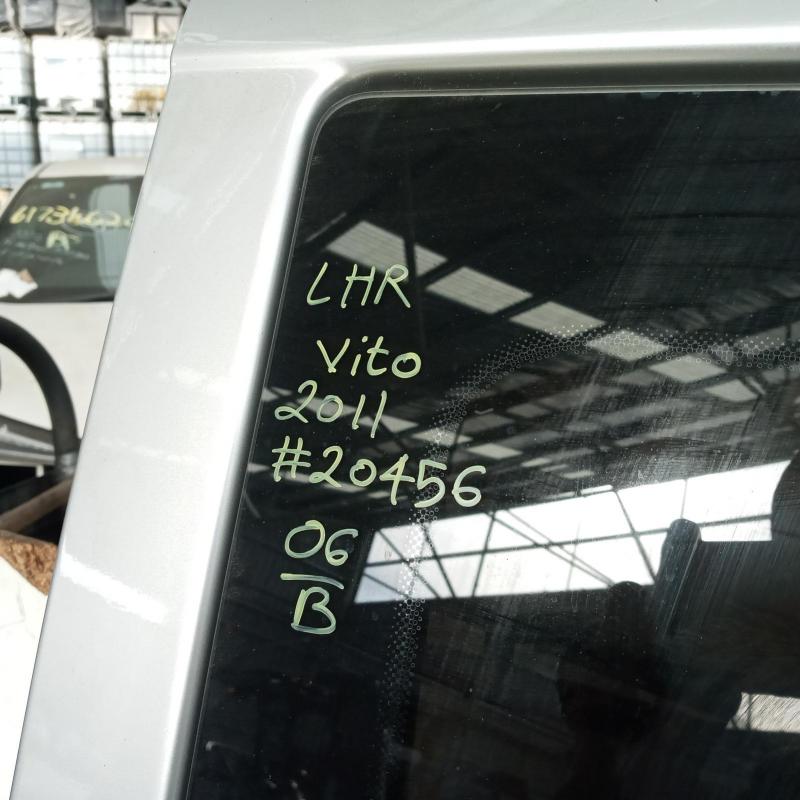 door/sliding rear left