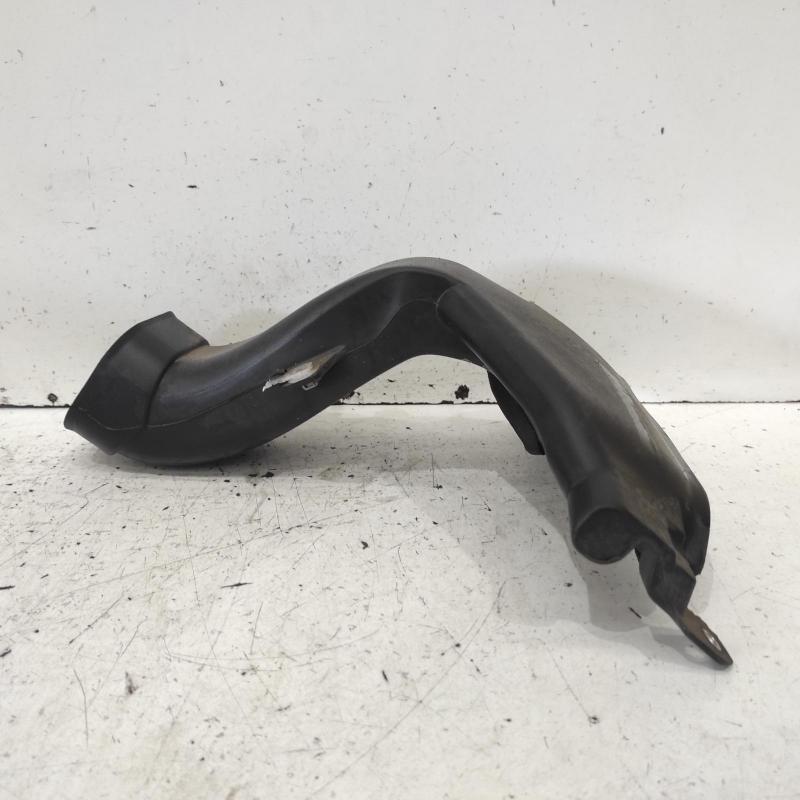 air cleaner duct/hose