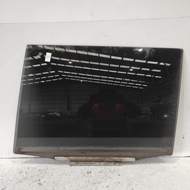 door window rear left