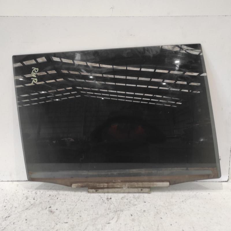door window rear right