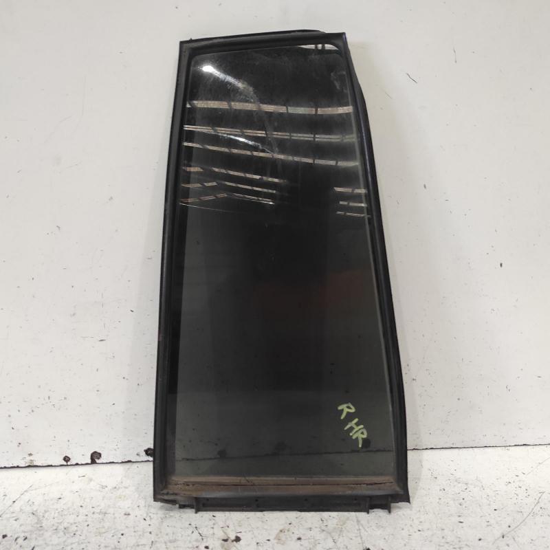 quarter door glass rear right