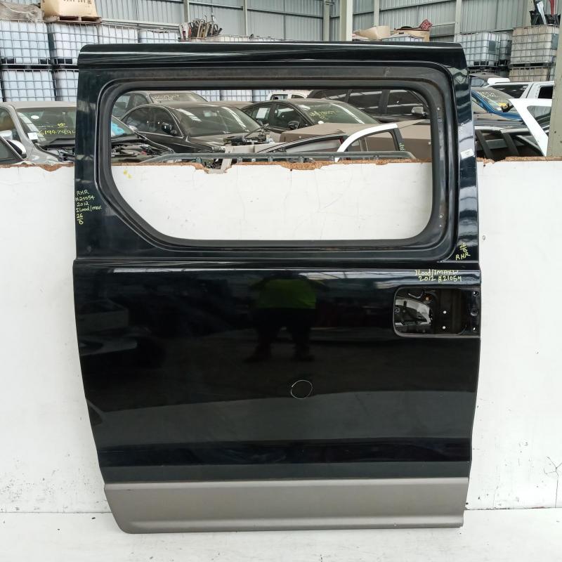 door/sliding rear right