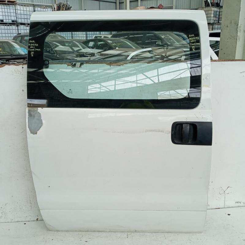 door/sliding rear right