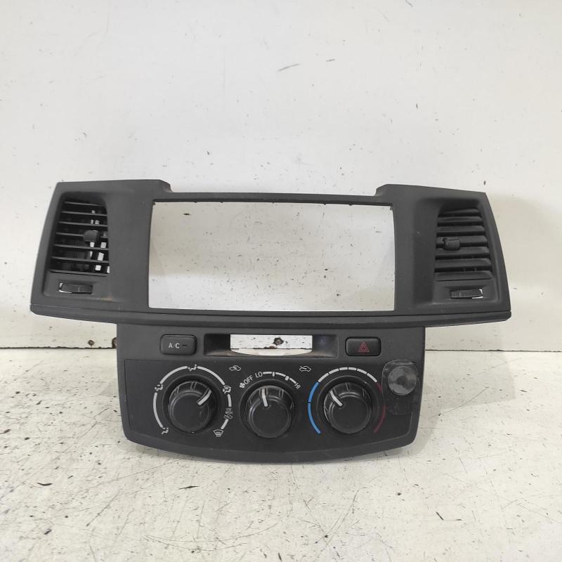 heater/aircon controls