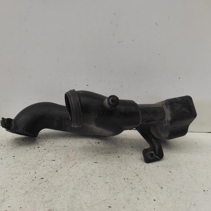 air cleaner duct/hose