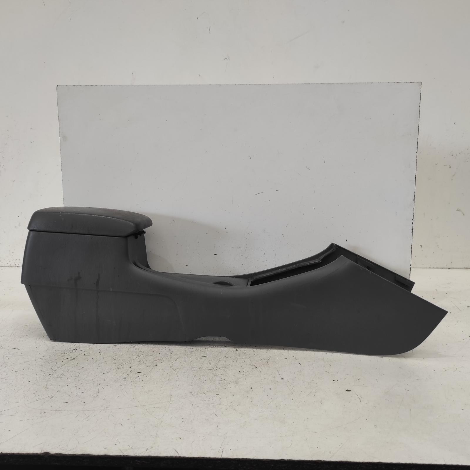 Corolla Console 2001-2007 zze122 12/01-06/07 00021612 #657788