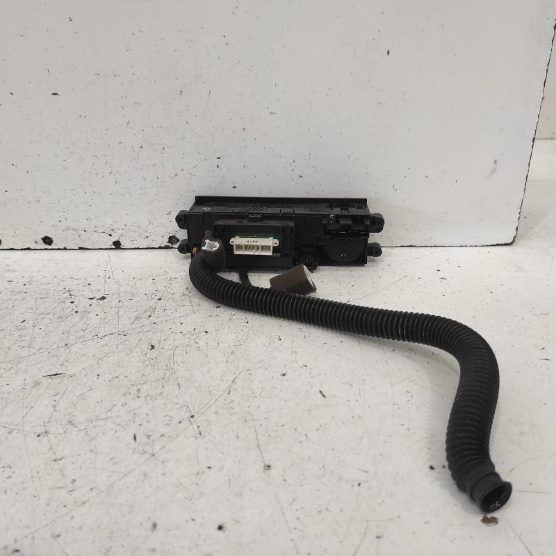 heater/aircon controls