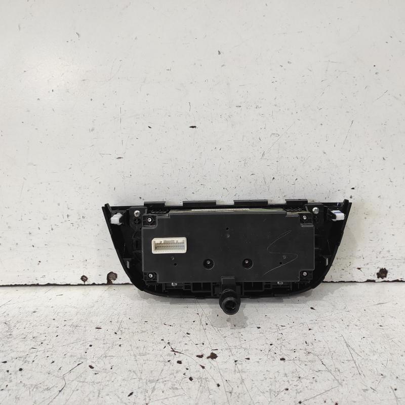 heater/aircon controls