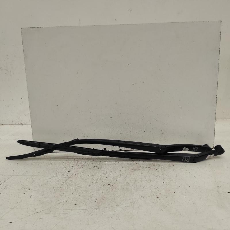 wiper arm