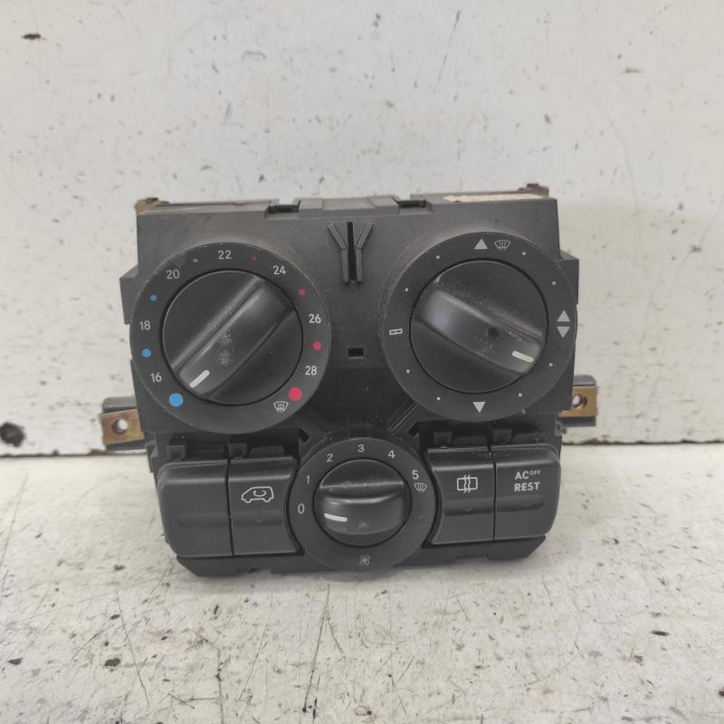 heater/aircon controls