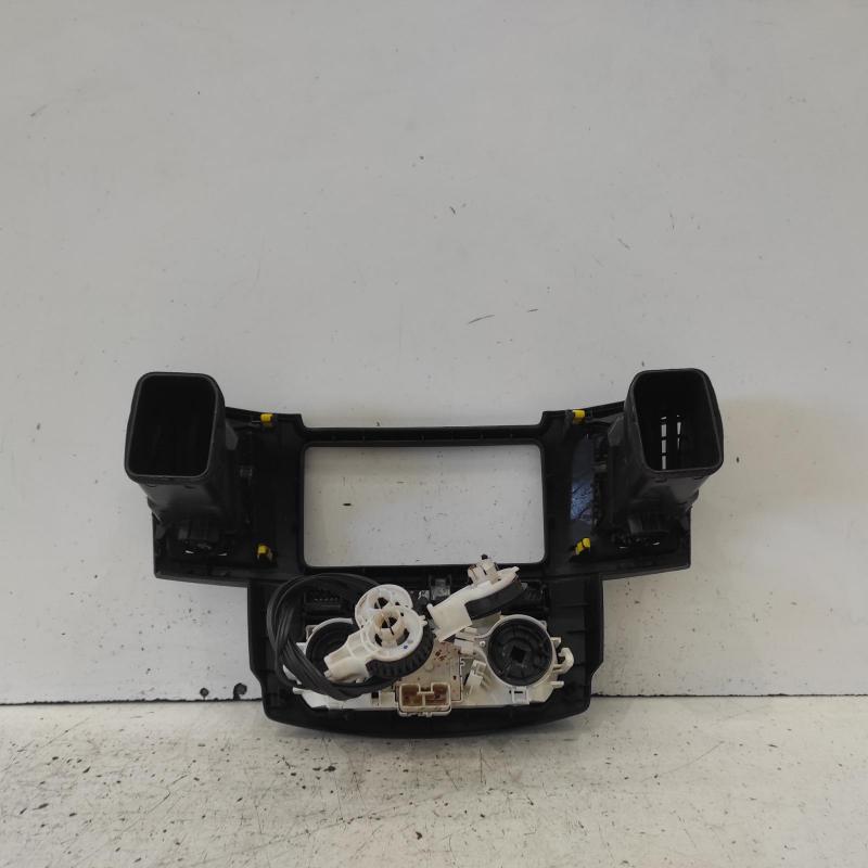 heater/aircon controls