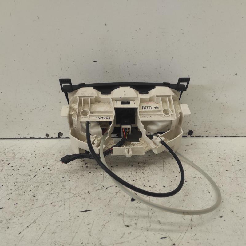 heater/aircon controls