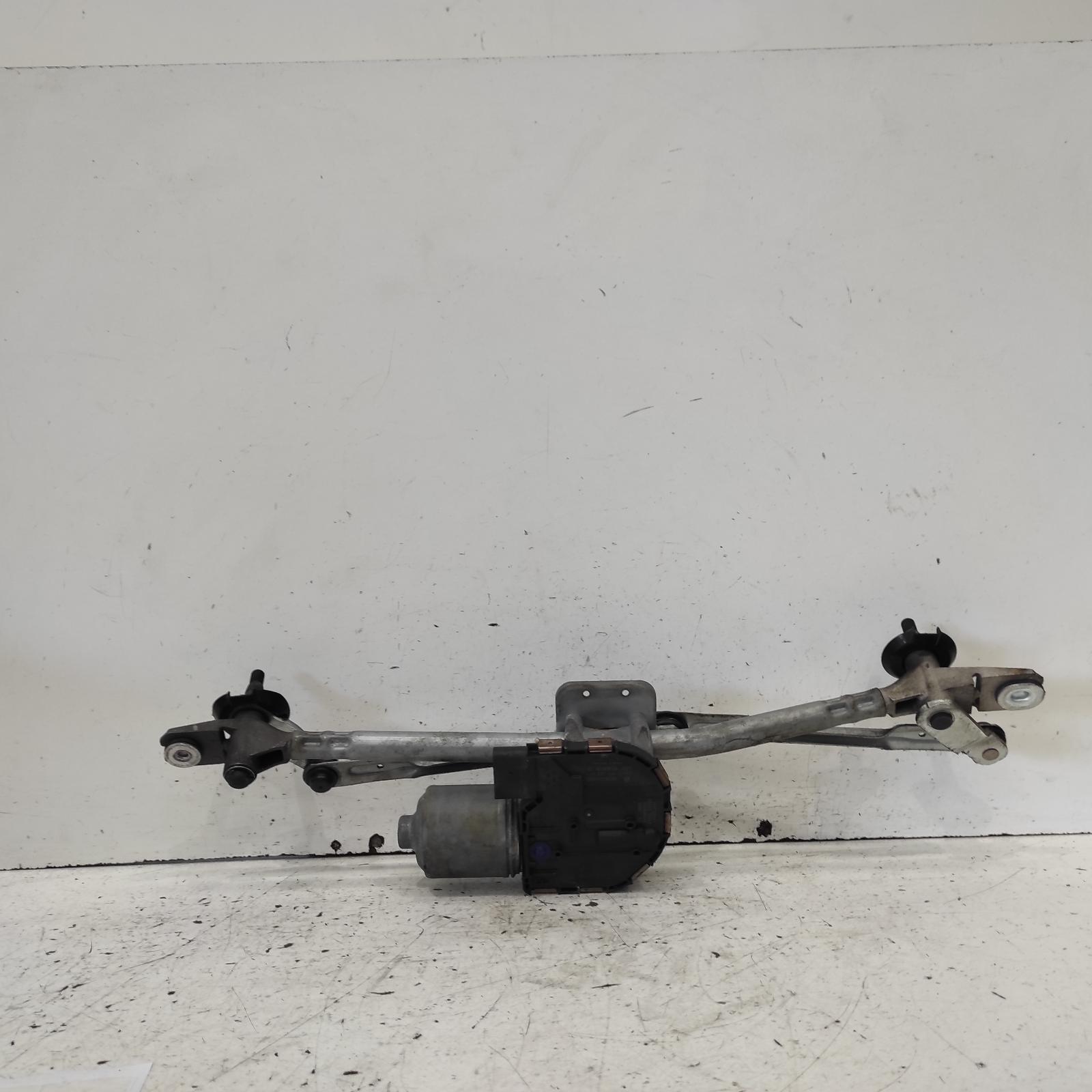 Genesis Wiper Motor 2014-2018 dh,11/14-01/18 00021632 #658796