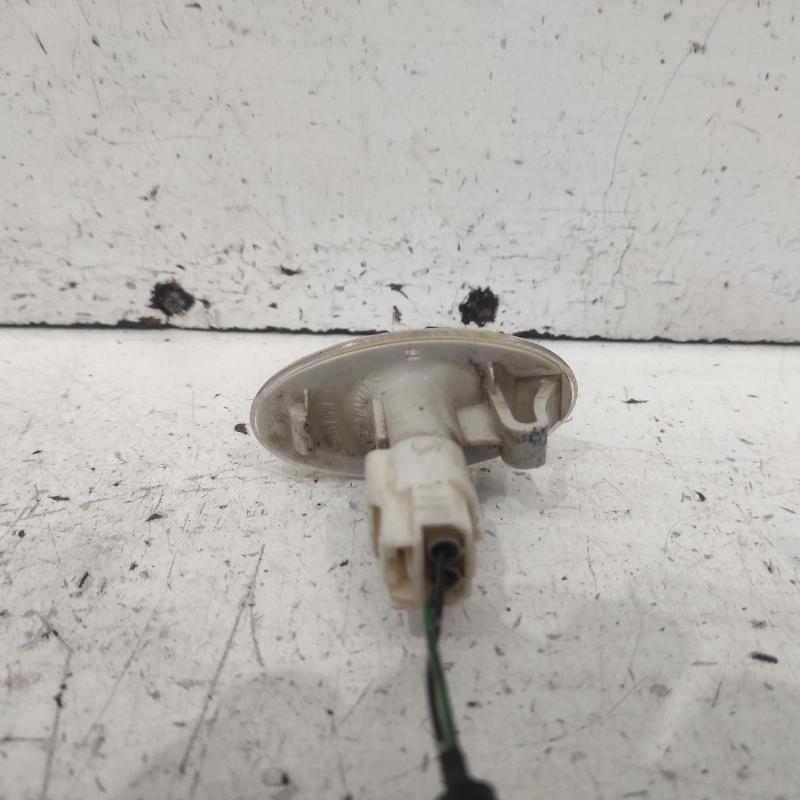 indicator/fog/side right