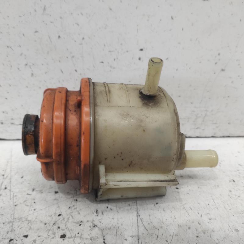power steering reservoir