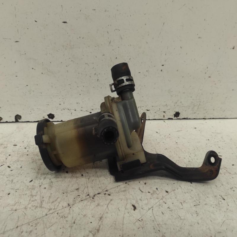 power steering reservoir