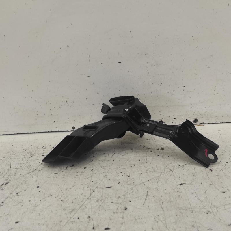 air cleaner duct/hose