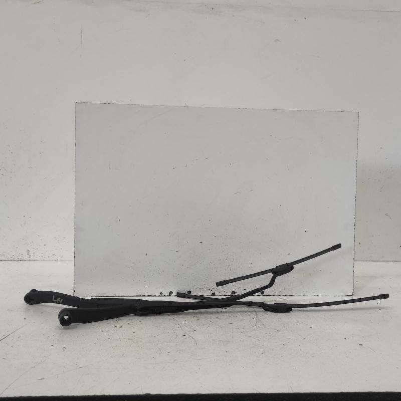wiper arm