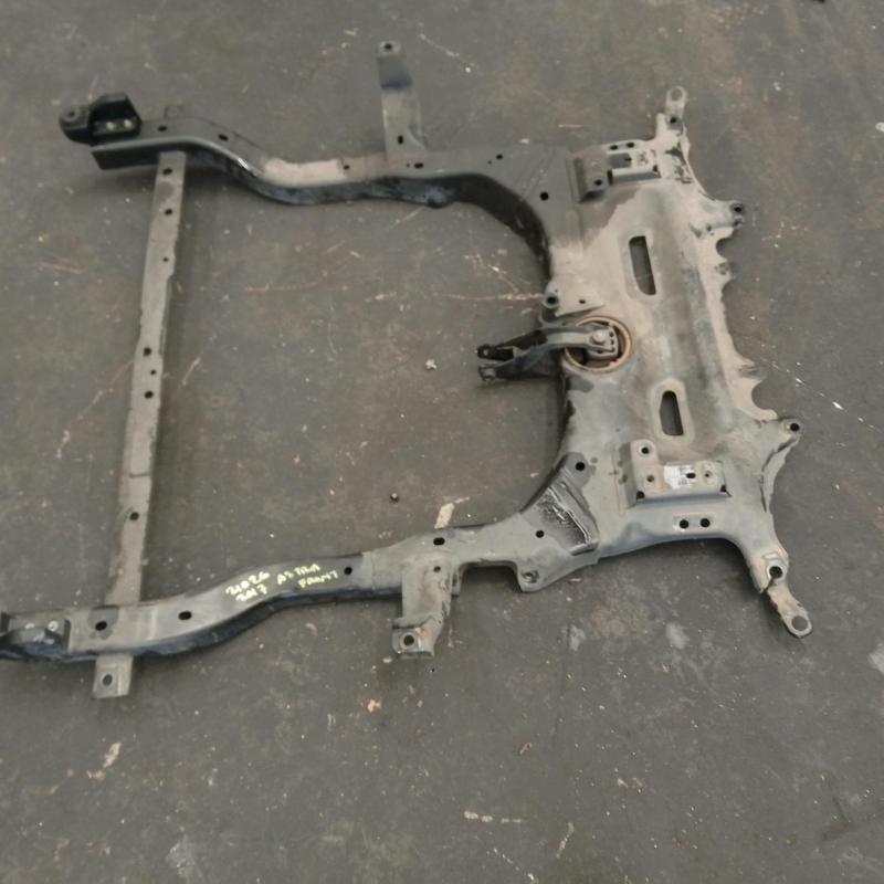 crossmember/cradle front