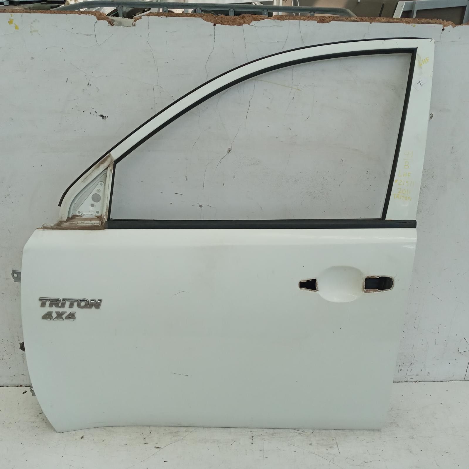 Triton Door Front Left 2006-2015 ml-mn,single/dual cab,non mould type,07/06-04/15 00021511 #659789