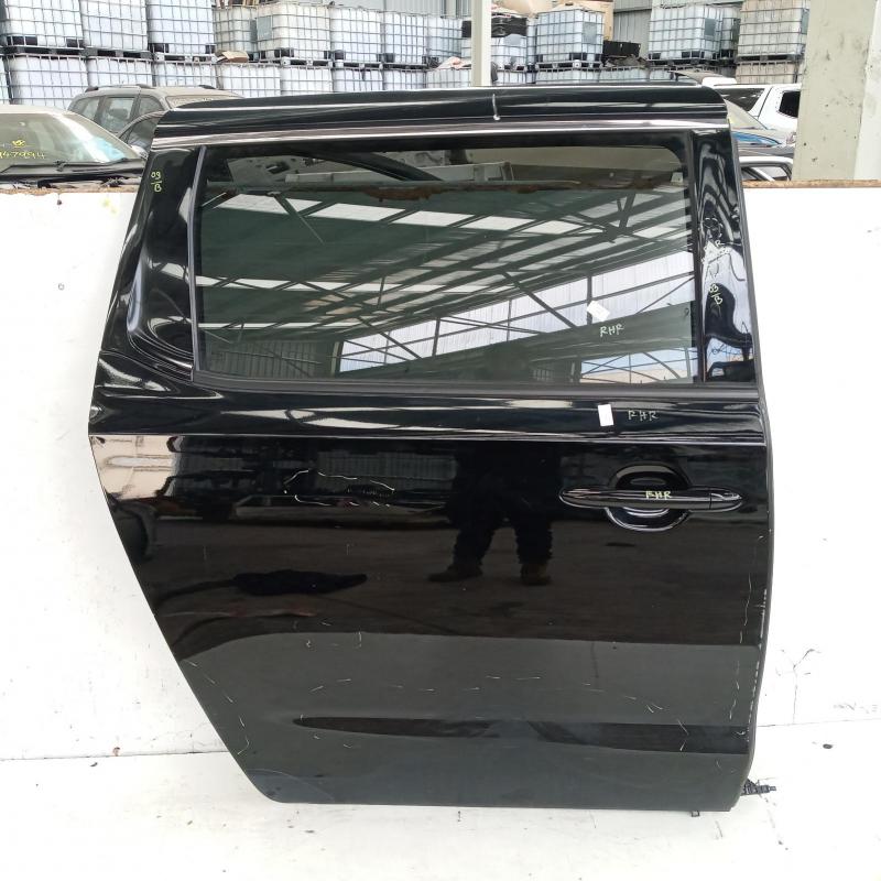 door/sliding rear right