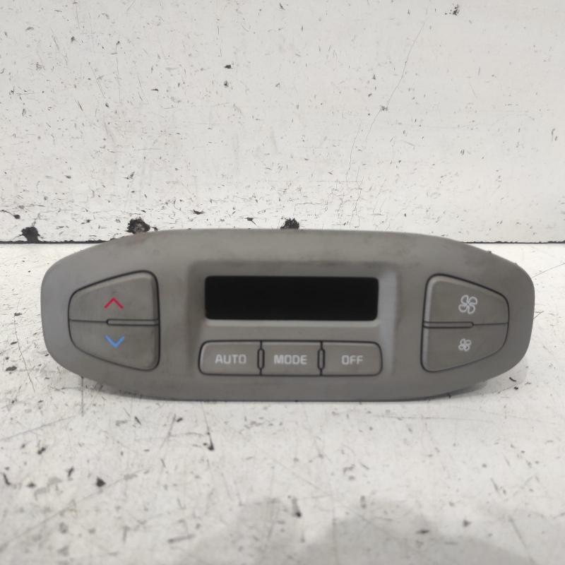 heater/aircon controls