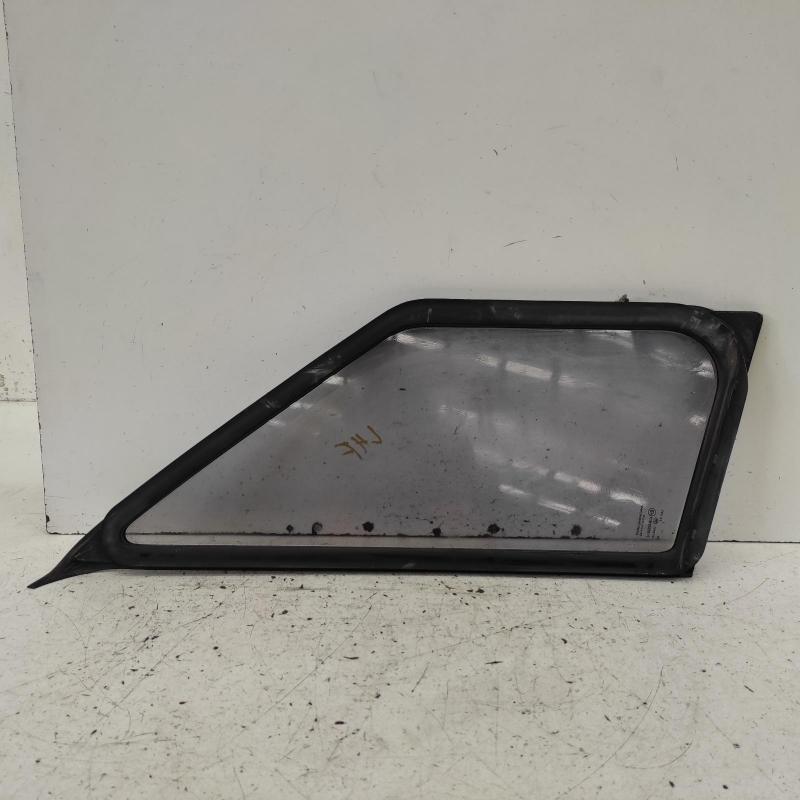 quarter door glass front left