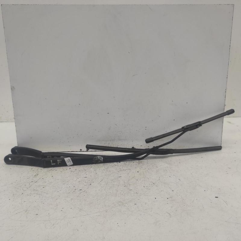 wiper arm