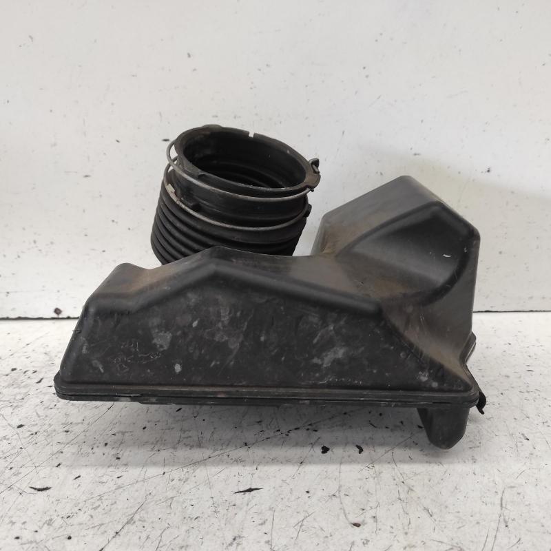 air cleaner duct/hose