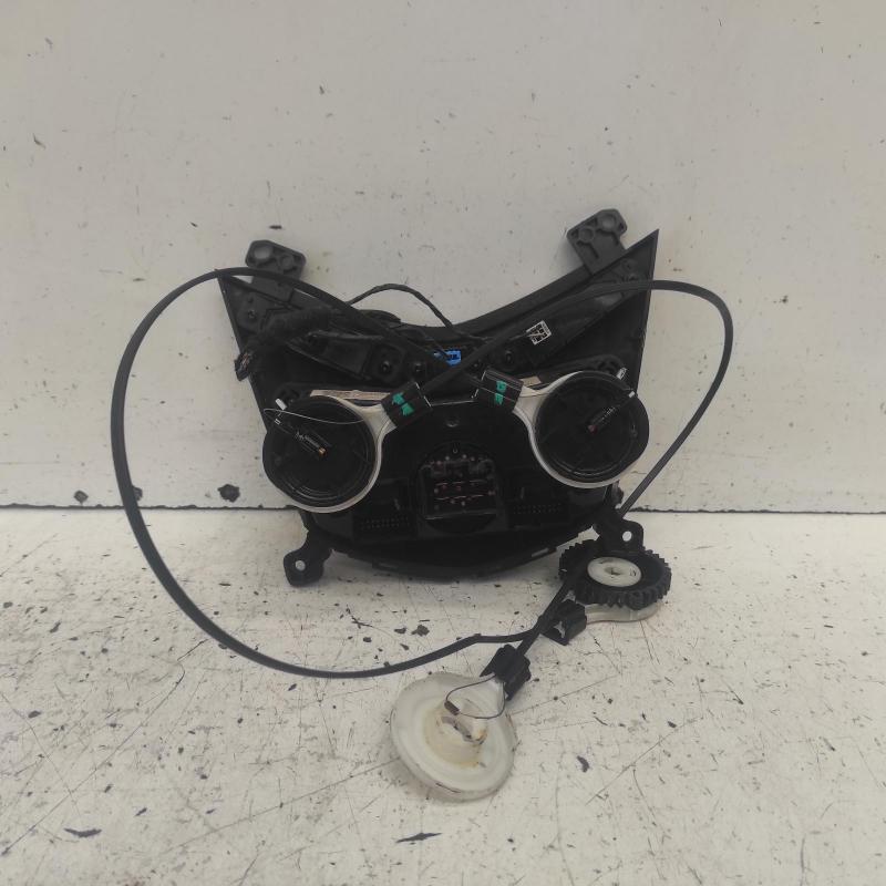 heater/aircon controls