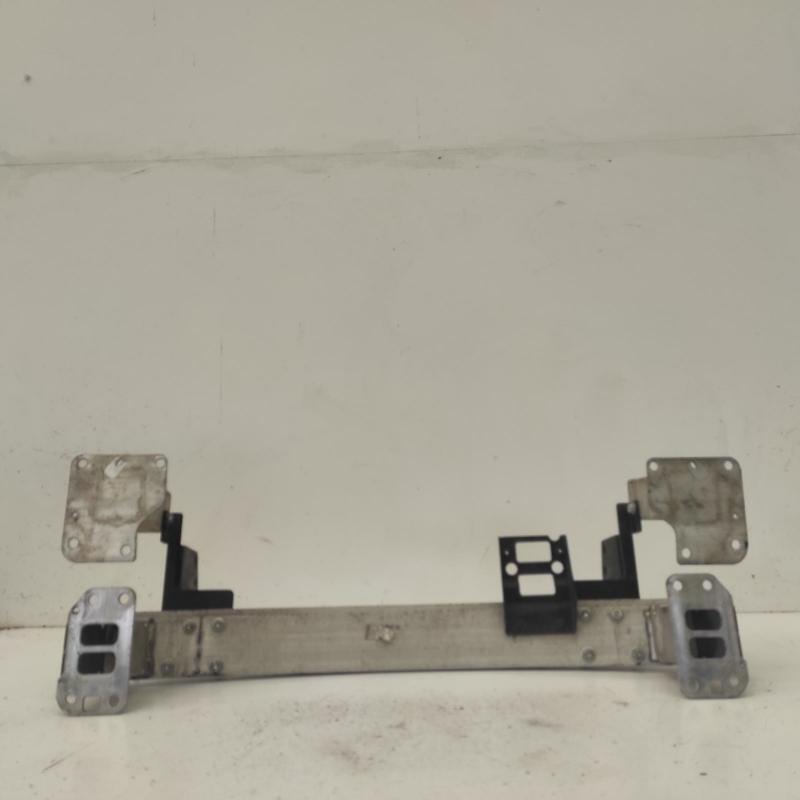 bar reinforcement/bracket front
