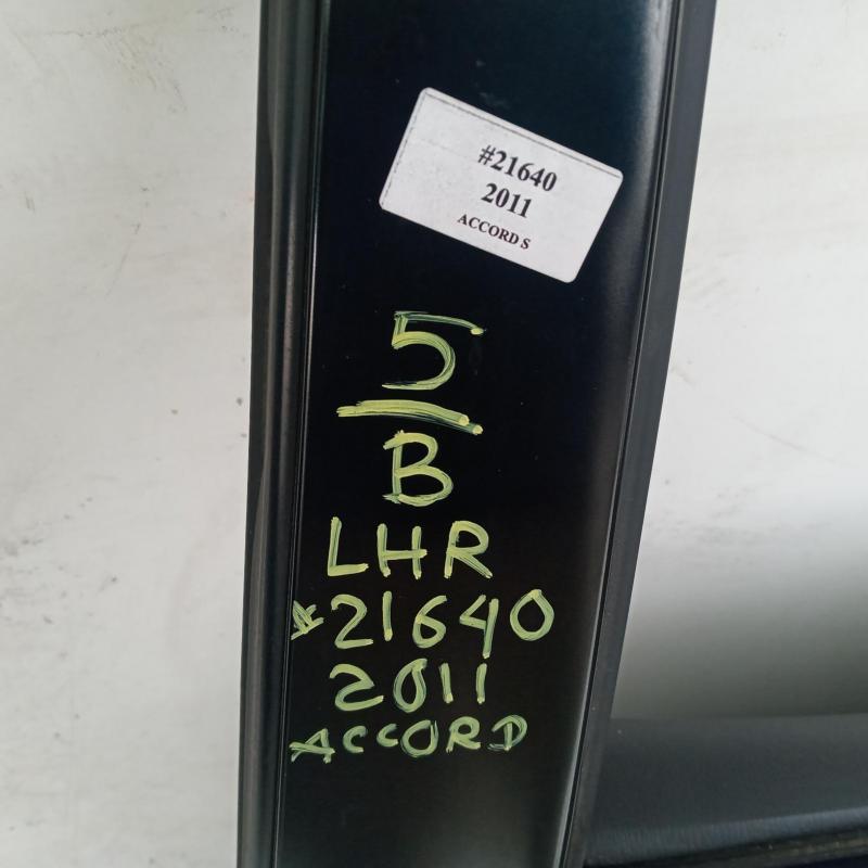 door/sliding rear left