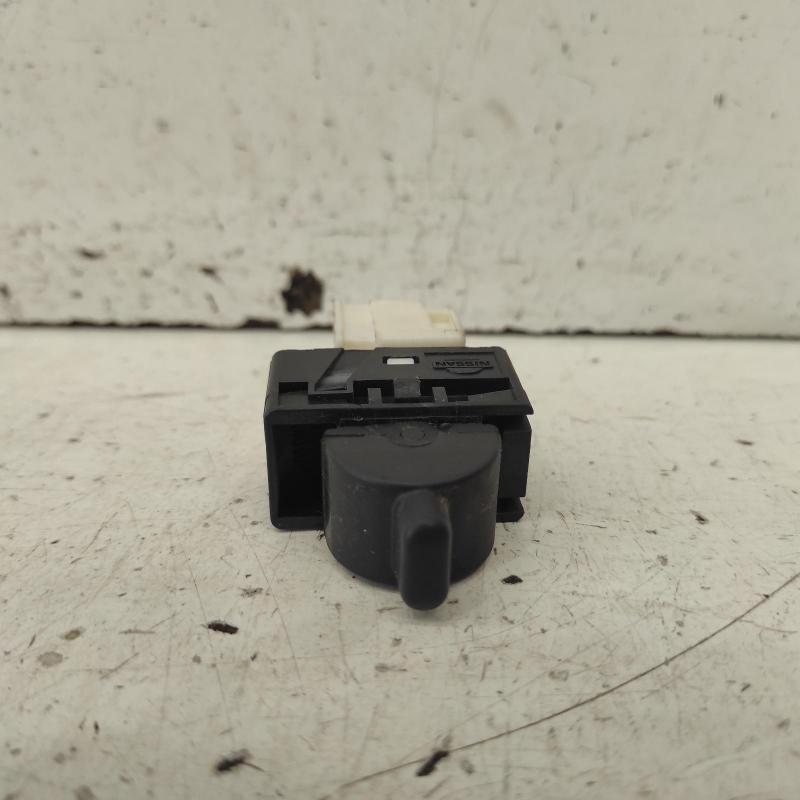 power door window switch