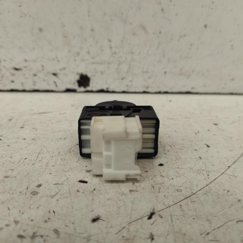 power door window switch