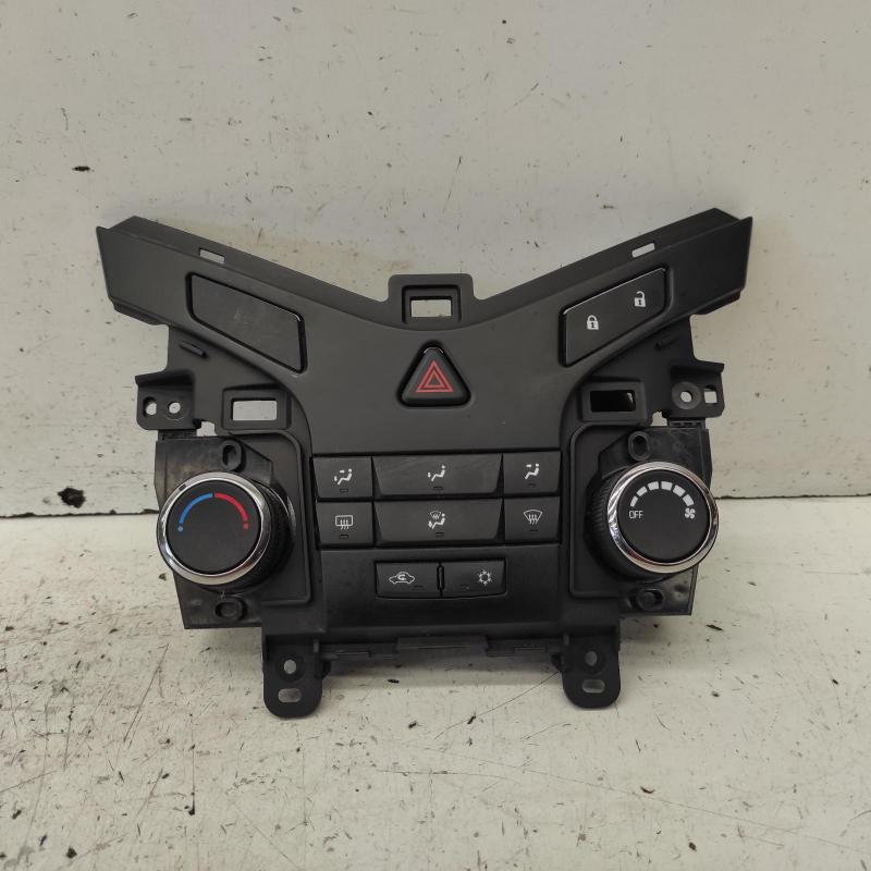 heater/aircon controls